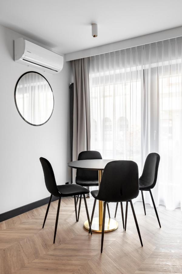Black Bear Aparthotel